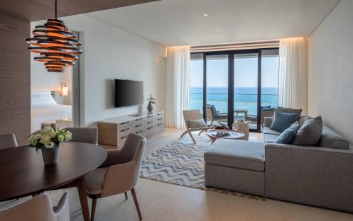 AMARA HOTEL - DELUXE ONE BEDROOM SUITE LIVING AREA